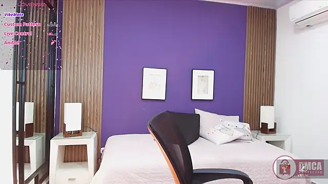 Snapshot of alina_martinelli chatting on 12-28-24, 12:56 alina martinelli online show from 12-28-24, 12:56