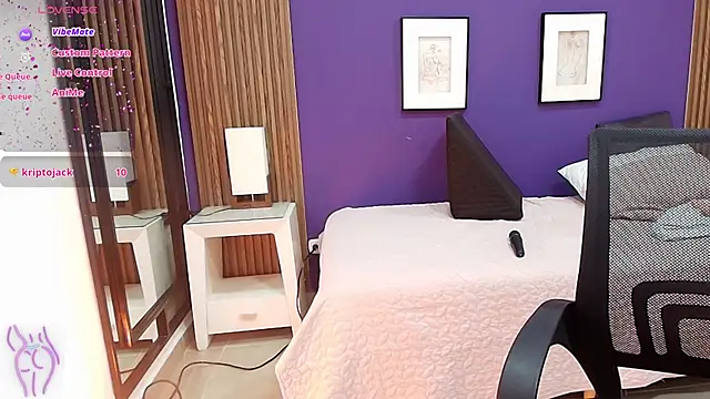 Snapshot of alina_martinelli chatting on 01-25-25, 04:13 alina martinelli online show from 01-25-25, 04:13