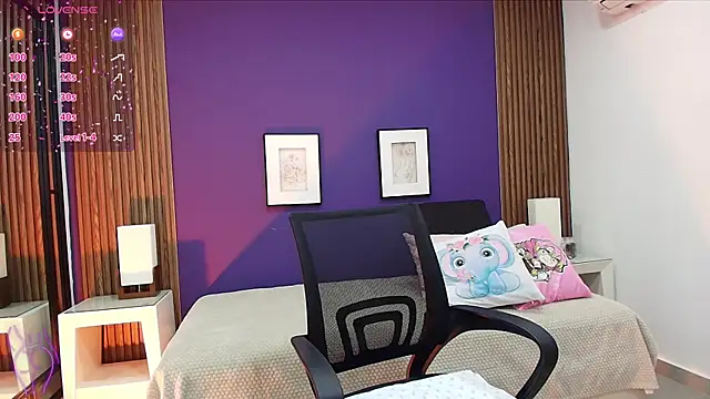 Snapshot of alina_martinelli chatting on 02-05-25, 12:27 alina martinelli online show from 02-05-25, 12:27