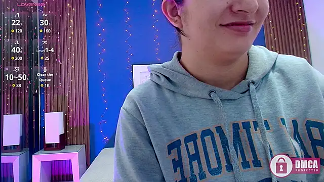 Snapshot of alina_martinelli chatting on 03-21-25, 11:55 alina martinelli online show from 03-21-25, 11:55