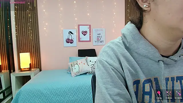 Snapshot of alina_martinelli chatting on 12-05-25, 11:08 alina martinelli online show from 12-05-25, 11:08