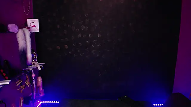 Alexa Slave online show from 01-18-25, 10:39