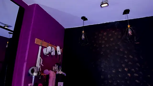 Alexa Slave online show from 11-07-25, 09:26