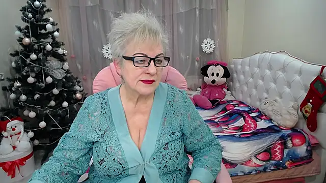 Snapshot of KayleSmoll chatting on 01-17-25, 07:05 KayleSmoll online show from 01-17-25, 07:05