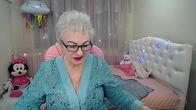 Snapshot of KayleSmoll chatting on 01-22-25, 10:15 KayleSmoll online show from 01-22-25, 10:15