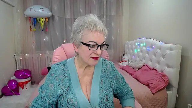 Snapshot of KayleSmoll chatting on 01-29-25, 07:11 KayleSmoll online show from 01-29-25, 07:11