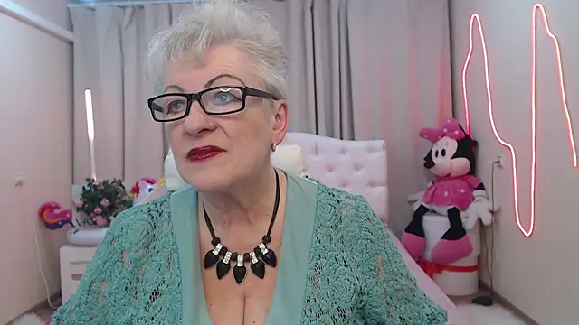 KayleSmoll online show from 05-29-26, 06:39