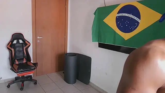 eduhot94 online show from 04-29-26, 04:33