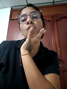 Sofythom1 online show from 03-21-26, 04:39