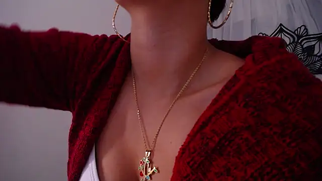 MarianaSanz online show from 12-15-24, 12:28