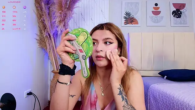 alice-millerr online show from 09-24-25, 07:06