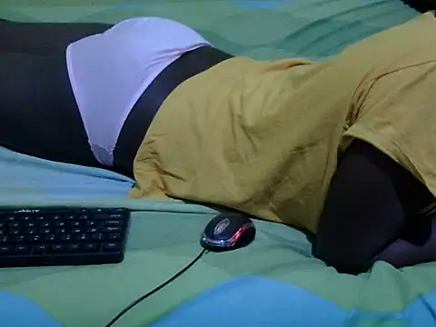 QUEEN-LIZ online show from 10-23-25, 03:28