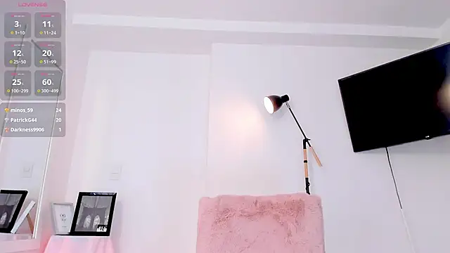 Snapshot of Hannaos chatting on 12-10-24, 06:28 Hannaos online show from 12-10-24, 06:28