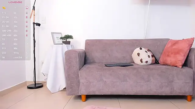 Snapshot of Hannaos chatting on 01-03-25, 07:18 Hannaos online show from 01-03-25, 07:18