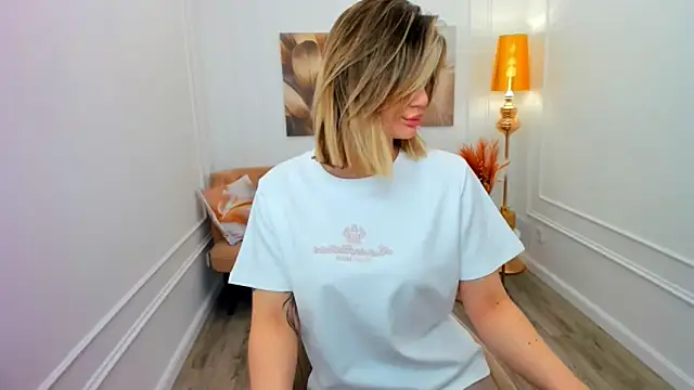 SelenaeMoore online show from 03-30-26, 06:20