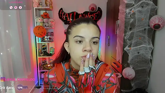 Layla castilloo online show from 10-14-25, 01:56