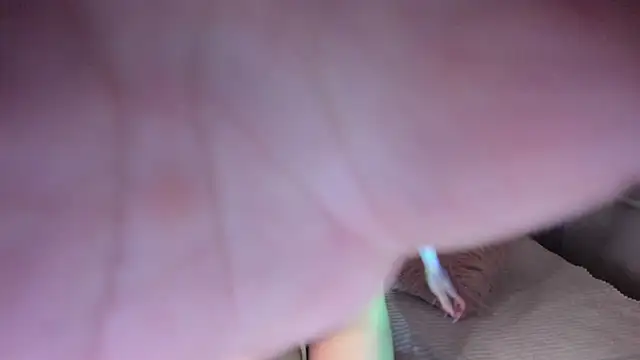 Snapshot of Esteff__o2 chatting on 12-22-24, 01:12 Esteff o2 online show from 12-22-24, 01:12