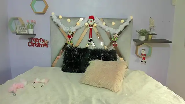 Snapshot of Esteff__o2 chatting on 12-26-24, 07:05 Esteff o2 online show from 12-26-24, 07:05