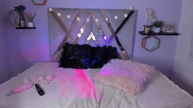 Snapshot of Esteff__o2 chatting on 01-18-25, 10:06 Esteff o2 online show from 01-18-25, 10:06