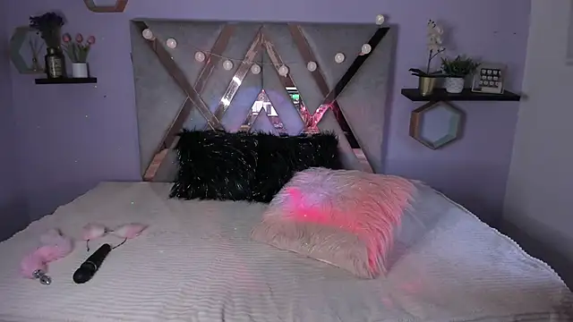 Snapshot of Esteff__o2 chatting on 01-20-25, 10:59 Esteff o2 online show from 01-20-25, 10:59