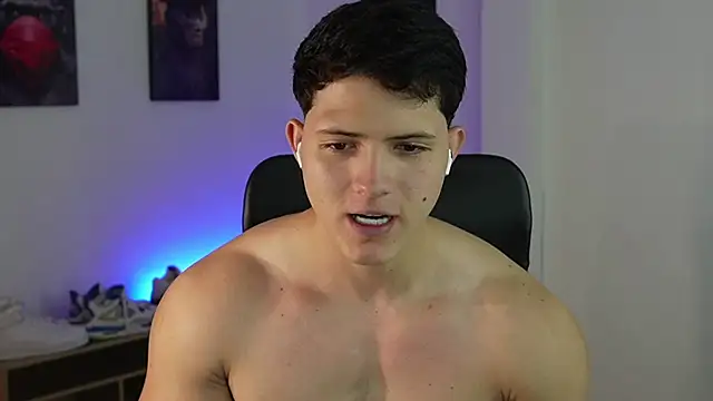 Snapshot of Hazzan_Velez chatting on 09-28-25, 12:38 Hazzan Velez online show from 09-28-25, 12:38