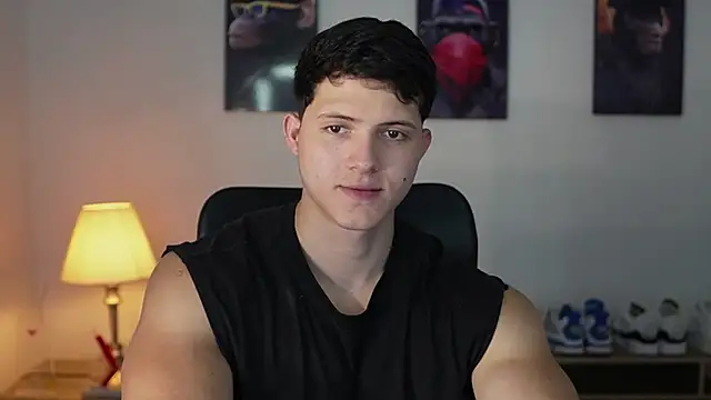 Snapshot of Hazzan_Velez chatting on 10-06-25, 10:18 Hazzan Velez online show from 10-06-25, 10:18