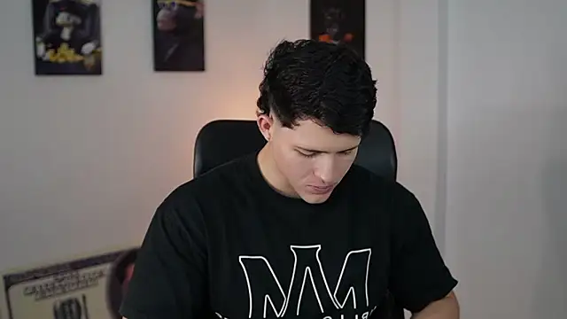 Hazzan Velez online show from 11-23-25, 01:49