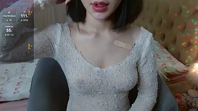 Snapshot of Ly____ chatting on 03-11-25, 07:37 Ly online show from 03-11-25, 07:37