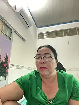 Snapshot of NDith chatting on 03-01-25, 10:45 NDith online show from 03-01-25, 10:45
