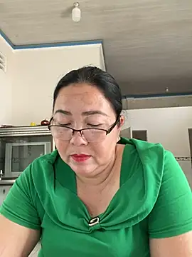 Snapshot of NDith chatting on 03-06-25, 03:57 NDith online show from 03-06-25, 03:57