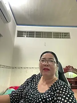 Snapshot of NDith chatting on 03-06-25, 11:31 NDith online show from 03-06-25, 11:31