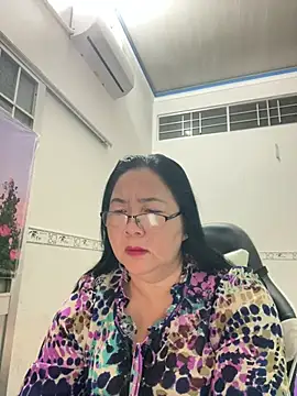 Snapshot of NDith chatting on 03-07-25, 07:38 NDith online show from 03-07-25, 07:38