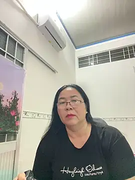 Snapshot of NDith chatting on 03-11-25, 06:52 NDith online show from 03-11-25, 06:52