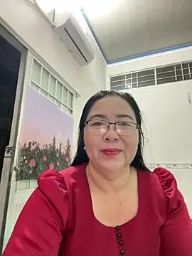 Snapshot of NDith chatting on 03-13-25, 10:32 NDith online show from 03-13-25, 10:32