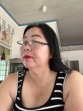 Snapshot of NDith chatting on 03-14-25, 01:59 NDith online show from 03-14-25, 01:59