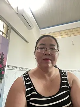 Snapshot of NDith chatting on 03-16-25, 07:26 NDith online show from 03-16-25, 07:26