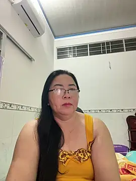 Snapshot of NDith chatting on 03-19-25, 07:06 NDith online show from 03-19-25, 07:06
