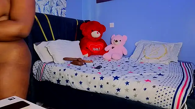 Cherriikenzie online show from 03-13-26, 06:53