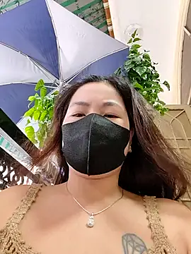 Snapshot of lyna_bl chatting on 09-13-25, 01:16 lyna bl online show from 09-13-25, 01:16