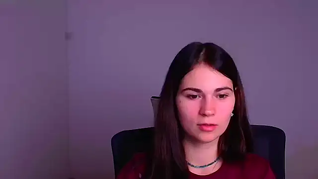 Snapshot of Loon_Amore chatting on 12-18-24, 07:19 Loon Amore online show from 12-18-24, 07:19