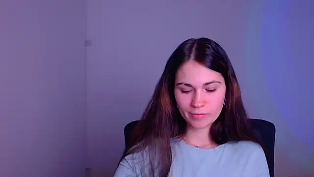 Snapshot of Loon_Amore chatting on 01-17-25, 07:16 Loon Amore online show from 01-17-25, 07:16