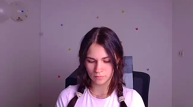 Snapshot of Loon_Amore chatting on 03-02-25, 10:59 Loon Amore online show from 03-02-25, 10:59