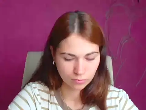 Snapshot of Loon_Amore chatting on 10-01-25, 05:46 Loon Amore online show from 10-01-25, 05:46