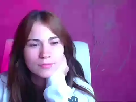 Snapshot of Loon_Amore chatting on 10-09-25, 07:06 Loon Amore online show from 10-09-25, 07:06