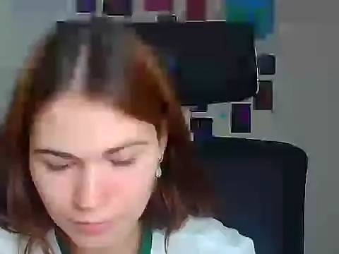 Snapshot of Loon_Amore chatting on 12-01-25, 07:13 Loon Amore online show from 12-01-25, 07:13