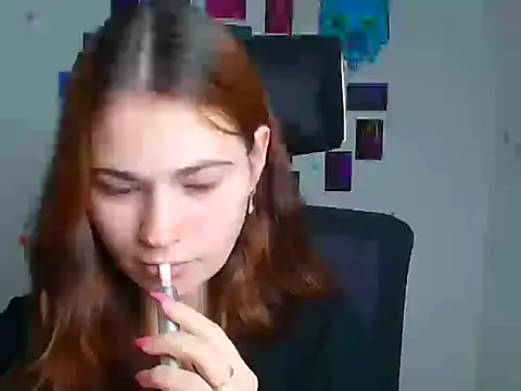 Snapshot of Loon_Amore chatting on 12-04-25, 06:55 Loon Amore online show from 12-04-25, 06:55