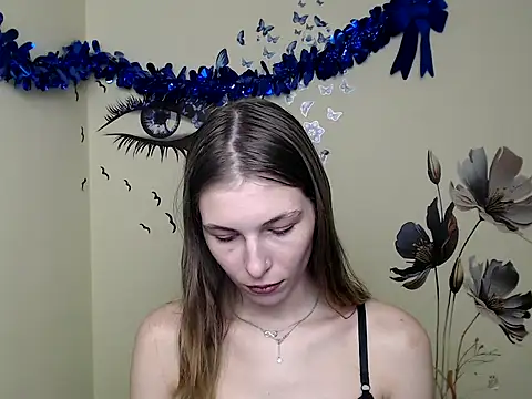 StrangerGi online show from 01-22-25, 04:02