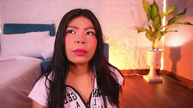 CailynBrowm online show from 04-28-26, 04:28