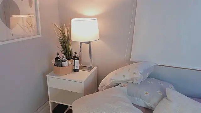 hannaasweet online show from 02-25-25, 08:30