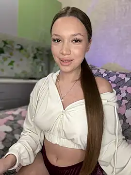 Snapshot of bunnyrich chatting on 02-20-25, 06:13 bunnyrich online show from 02-20-25, 06:13